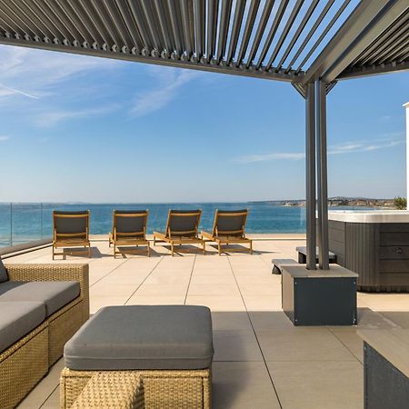 Aqua Blue By Belmont Realty Apartment ปริฟลากา ภายนอก รูปภาพ