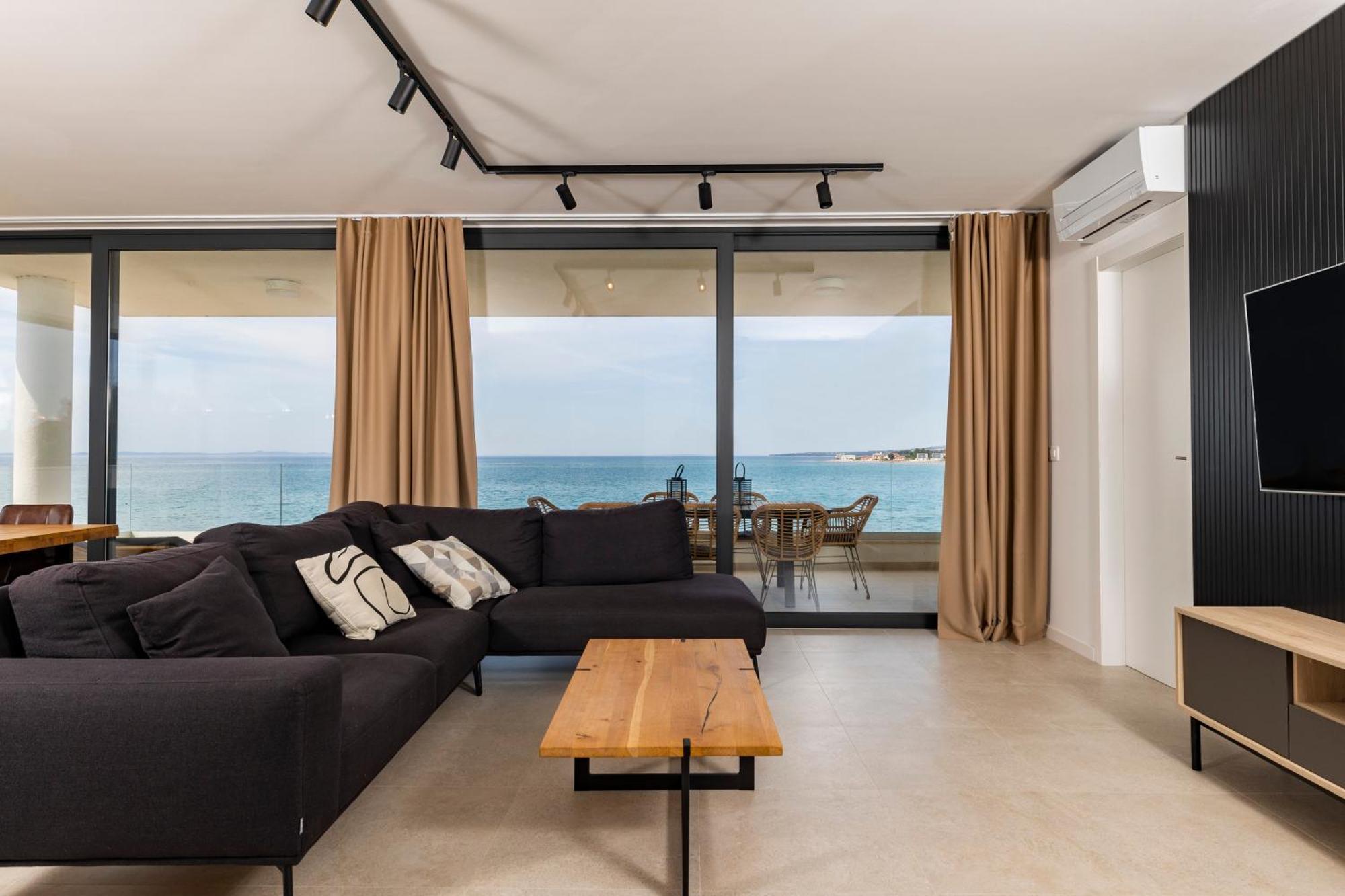 Aqua Blue By Belmont Realty Apartment ปริฟลากา ภายนอก รูปภาพ