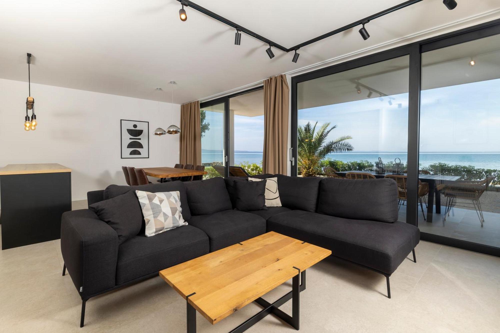 Aqua Blue By Belmont Realty Apartment ปริฟลากา ภายนอก รูปภาพ