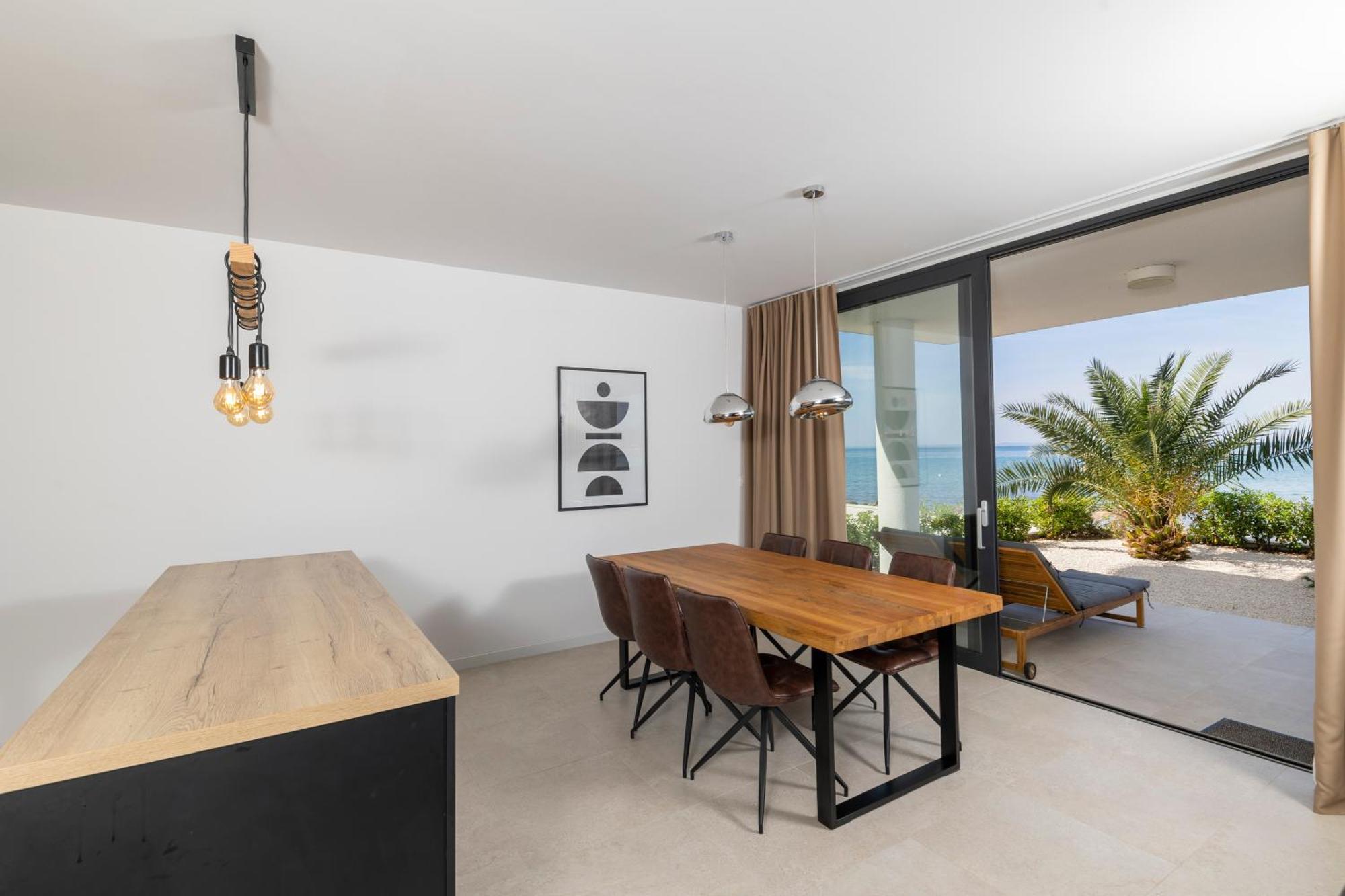 Aqua Blue By Belmont Realty Apartment ปริฟลากา ภายนอก รูปภาพ