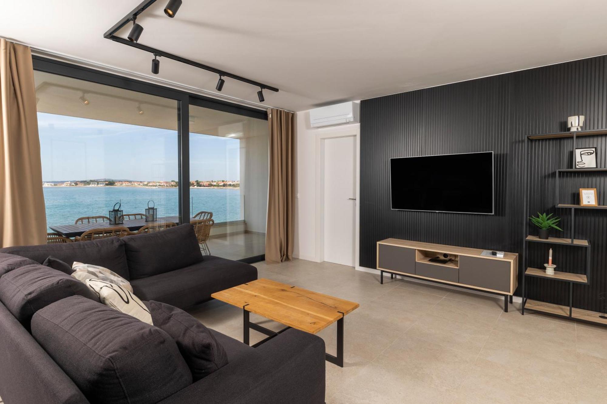 Aqua Blue By Belmont Realty Apartment ปริฟลากา ภายนอก รูปภาพ