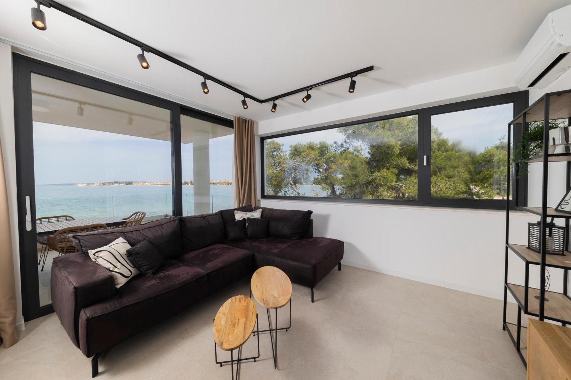 Aqua Blue By Belmont Realty Apartment ปริฟลากา ภายนอก รูปภาพ