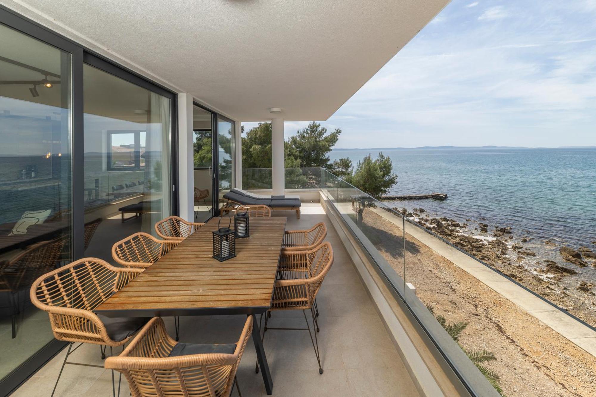 Aqua Blue By Belmont Realty Apartment ปริฟลากา ภายนอก รูปภาพ